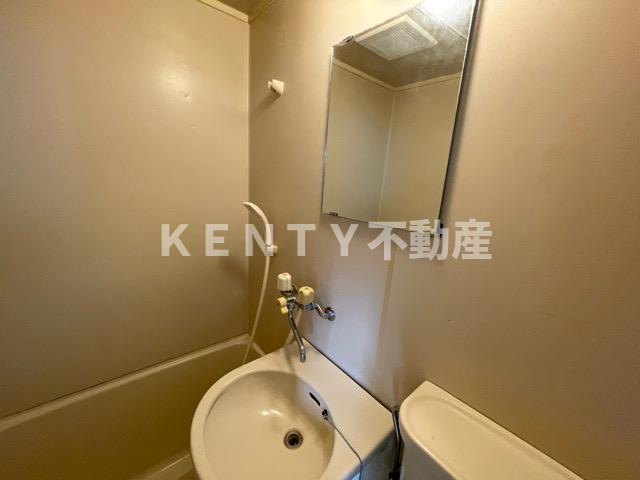 洗面設備　コンパクトで使いやすい洗面所