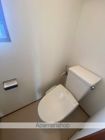 ＪＲ中央線 甲府駅 徒歩14分 3階建 築40年のトイレ写真