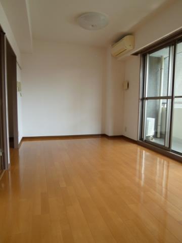 居室・リビング　同タイプ3Fの室内写真（参考写真）になります。