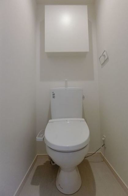 トイレ　※同物件別部屋参考写真※現況優先