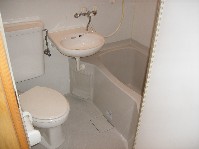 バス・シャワールーム　バスルーム