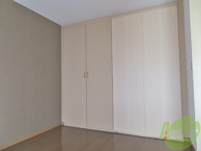 収納　収納はこちらのクローゼットになりますね。