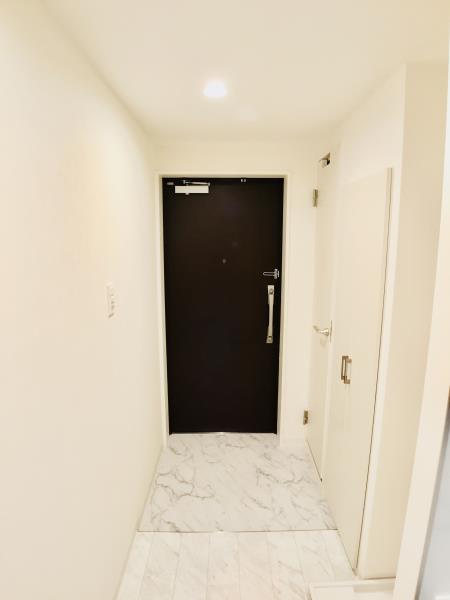 玄関　落ち着いた玄関です