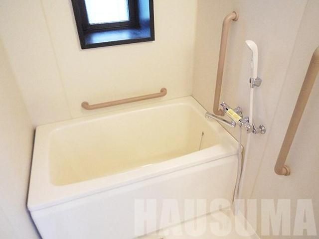 バス・シャワールーム　バスルーム