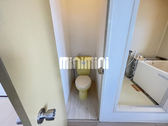 トイレ　洋式水洗トイレ