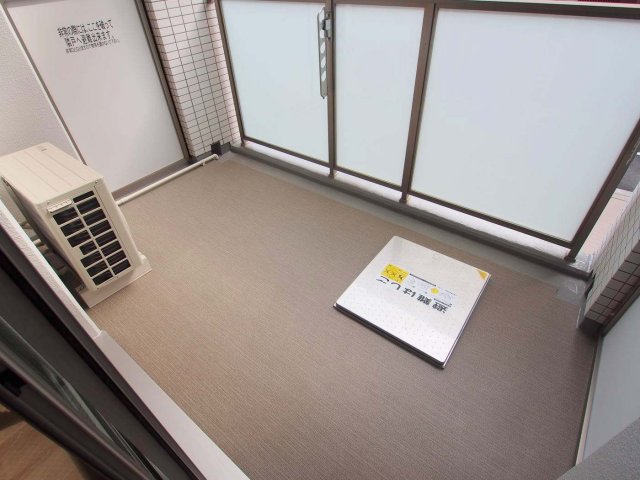 バルコニー　アーバネックス心斎橋II