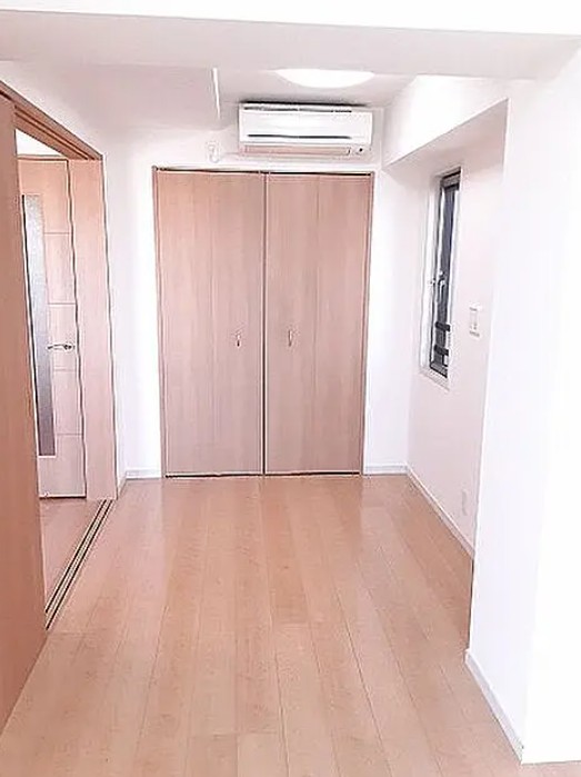 居室・リビング　別部屋参考画像です