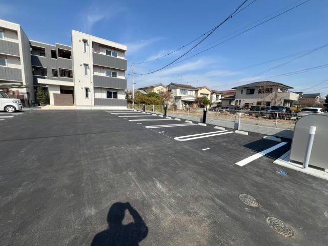 駐車場　駐車場