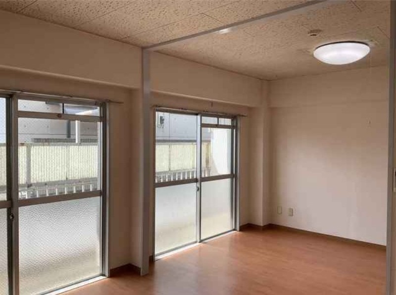 居室・リビング　図面と現状に相違がある場合には現状を優先