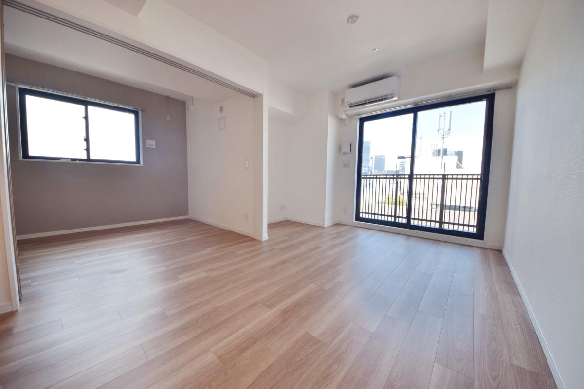 居室・リビング　※別部屋参考写真