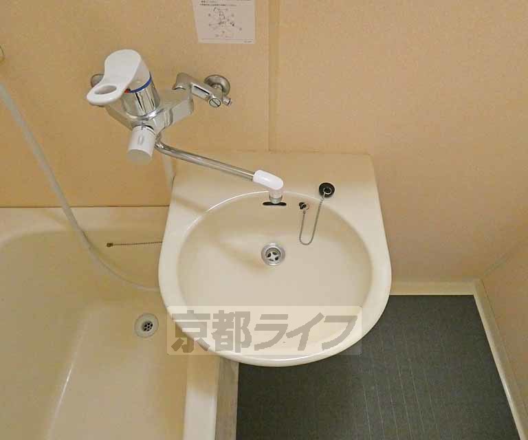 洗面設備　洗面所です