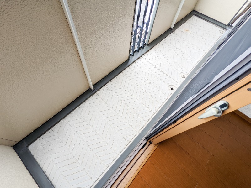 バルコニー　図面と現状に相違がある場合には現状を優先