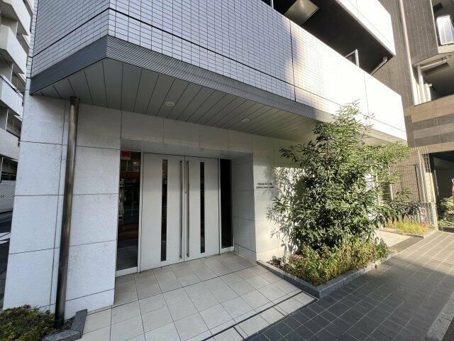 エントランス　清潔なエントランスです