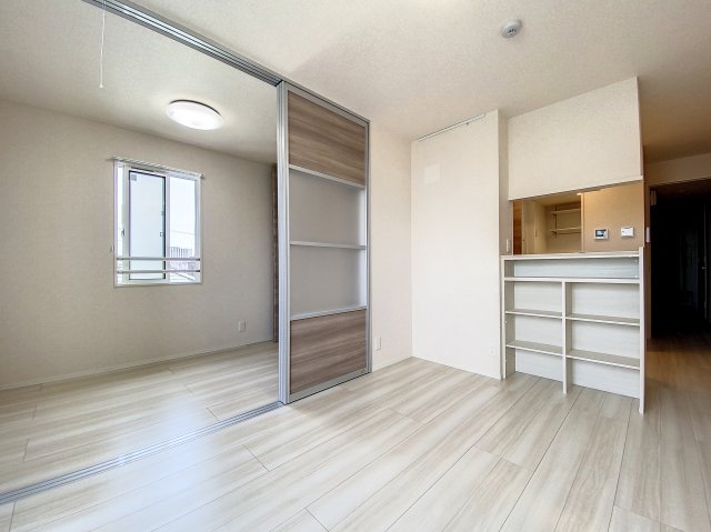 居室・リビング　リビング