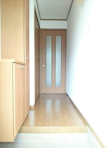 玄関　シンプルで使いやすい玄関です