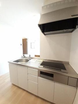 キッチン　IH＆グリル付システムキッチン