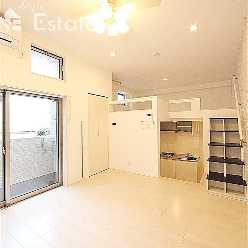 居室・リビング　内装