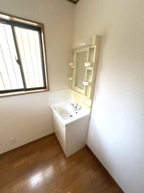 洗面設備　別のお部屋の参考写真です