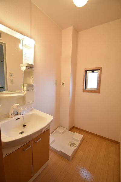 洗面設備　同仕様写真