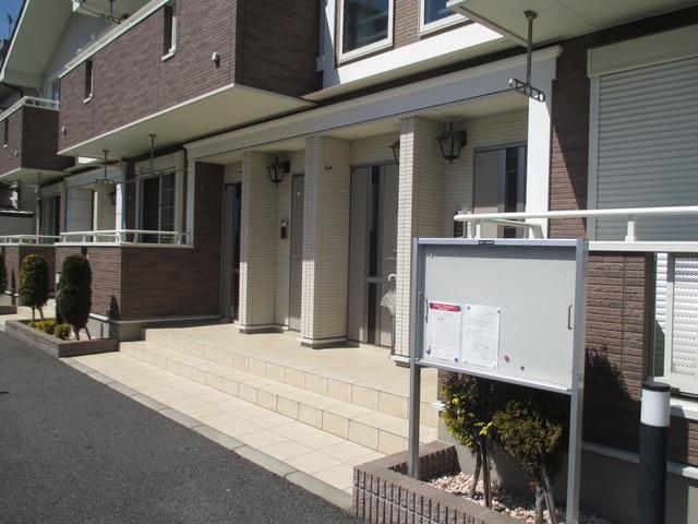 エントランス　★広々としたエントランスです★