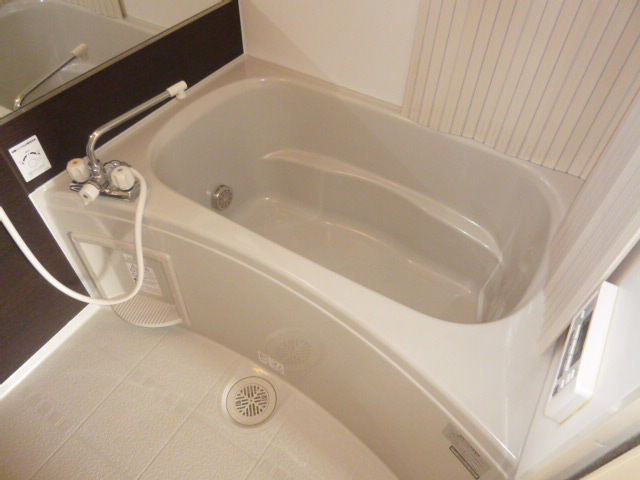 バス・シャワールーム　追い焚きバス