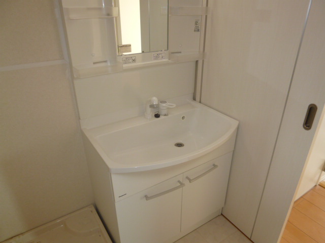 洗面設備　洗髪洗面化粧台