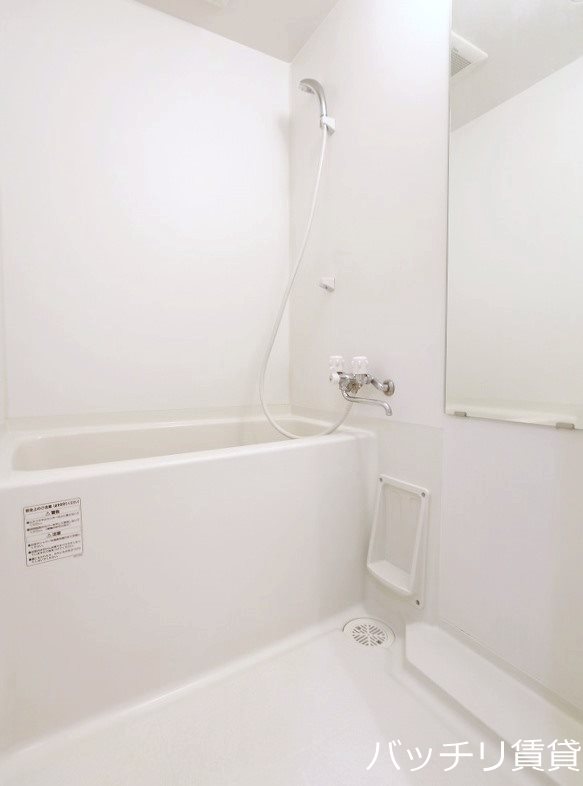 バス・シャワールーム　画像は別号室イメージの為、現況を優先いたします。
