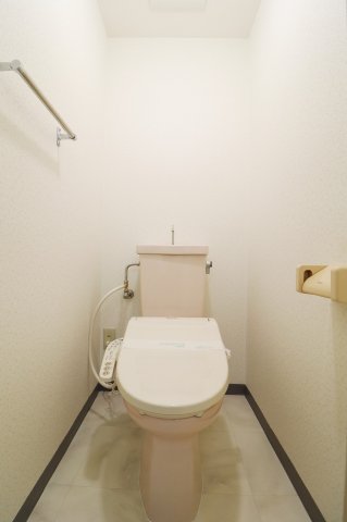 トイレ　シンプルで使いやすいトイレです
