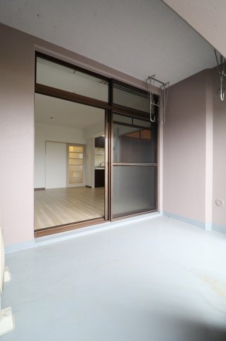 バルコニー　バルコニー付きです