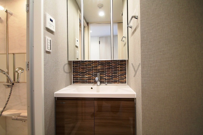 洗面設備　独立洗面台