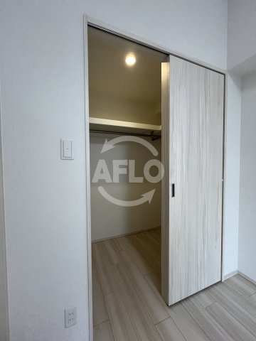 収納　プレジオ江坂ROUGE　クローゼット