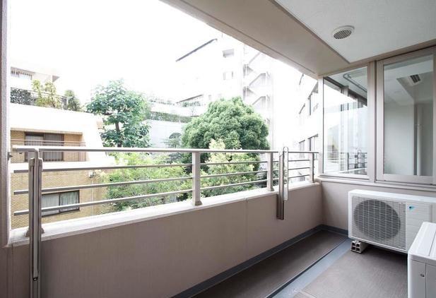 バルコニー　バルコニー