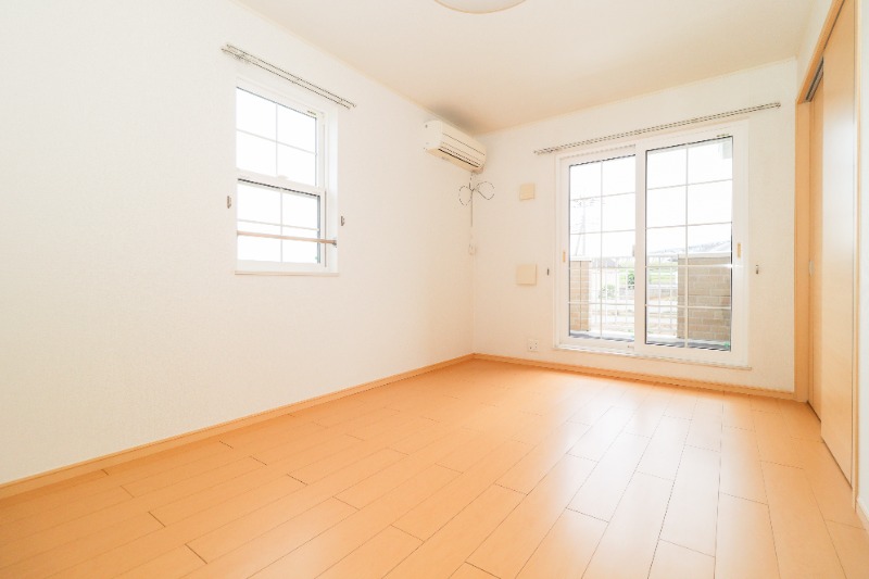 居室・リビング　図面と現状に相違がある場合には現状を優先