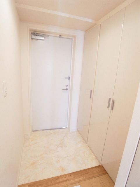 玄関　室内・室内設備