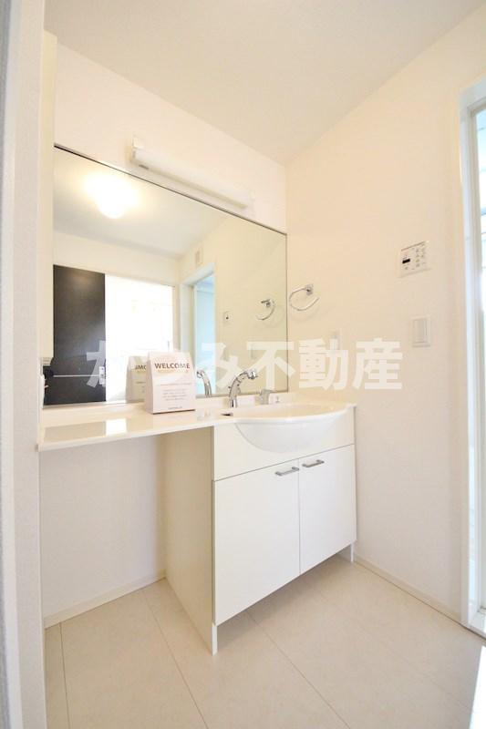 洗面設備　他号室参考写真