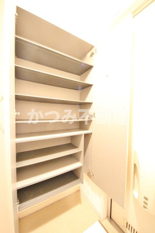 玄関　他号室参考写真