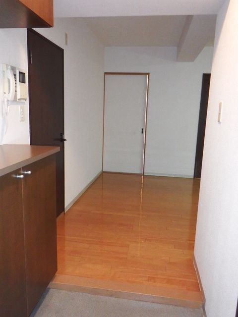 玄関　★★下駄箱付、玄関★★