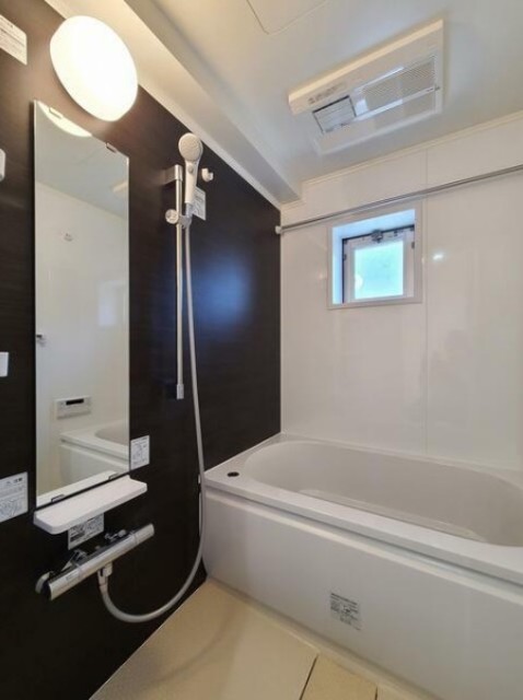 バス・シャワールーム　バスルーム
