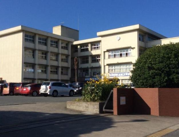 中学校　前原西中学校（中学校）まで265m
