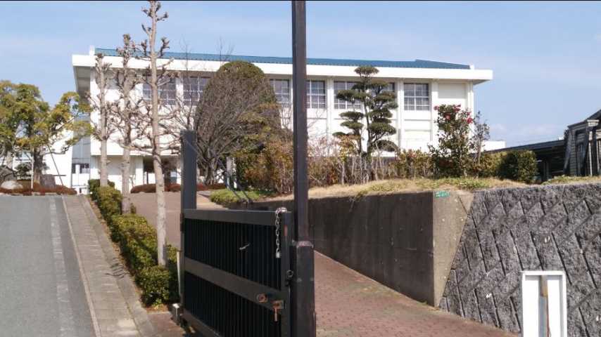 高校・高専　糸島農業高校（高校・高専）まで696m