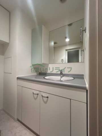 洗面設備　別部屋参考写真です