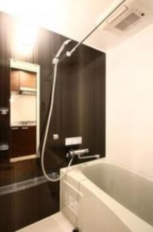 バス・シャワールーム　バスルーム