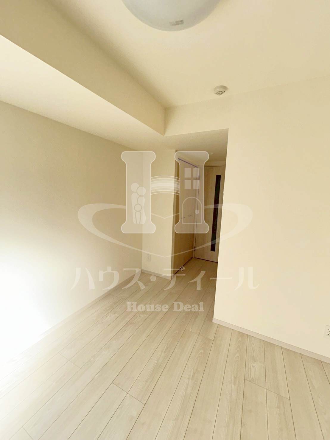 居室・リビング　反転タイプ参考写真です