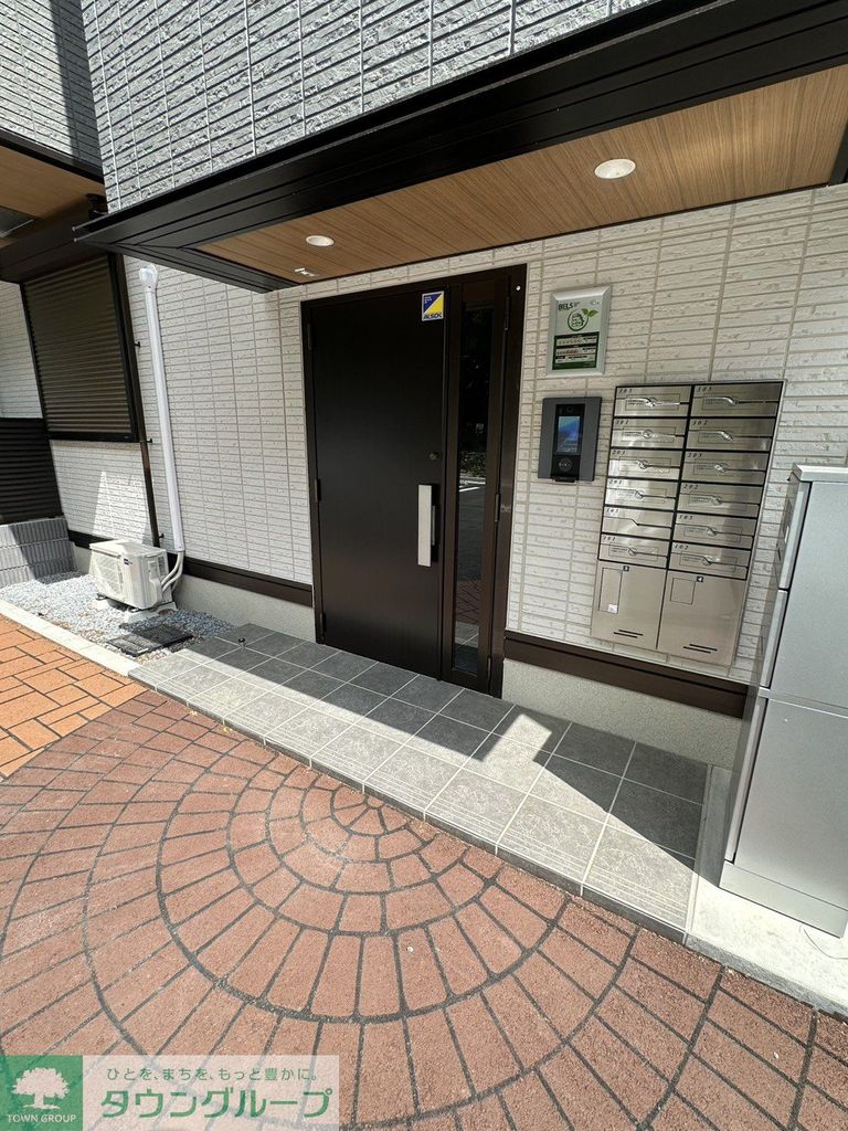 エントランス　エントランス