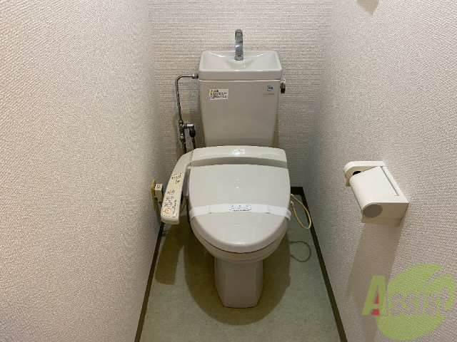 トイレ　トイレはシンプルですが使いやすいですね～。