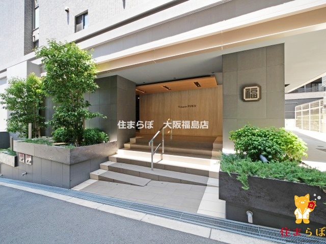 エントランス　共用部の印象も大切に