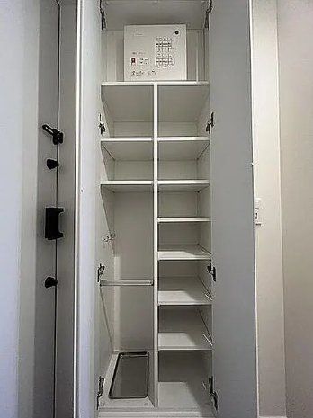 玄関　収納