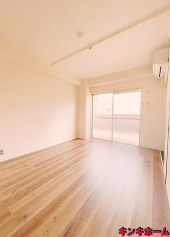 居室・リビング　写真は別のお部屋です。※現況を優先