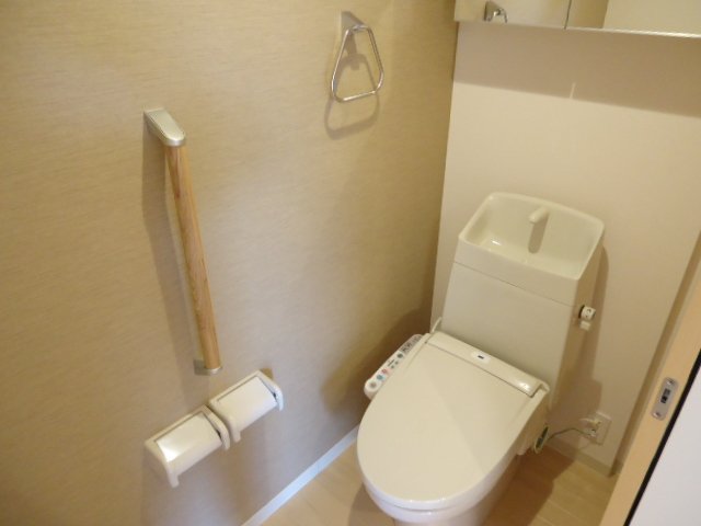トイレ　トイレ