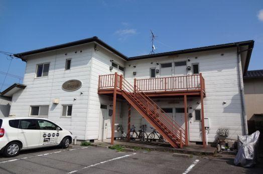 建物外観　ルミエール　外観